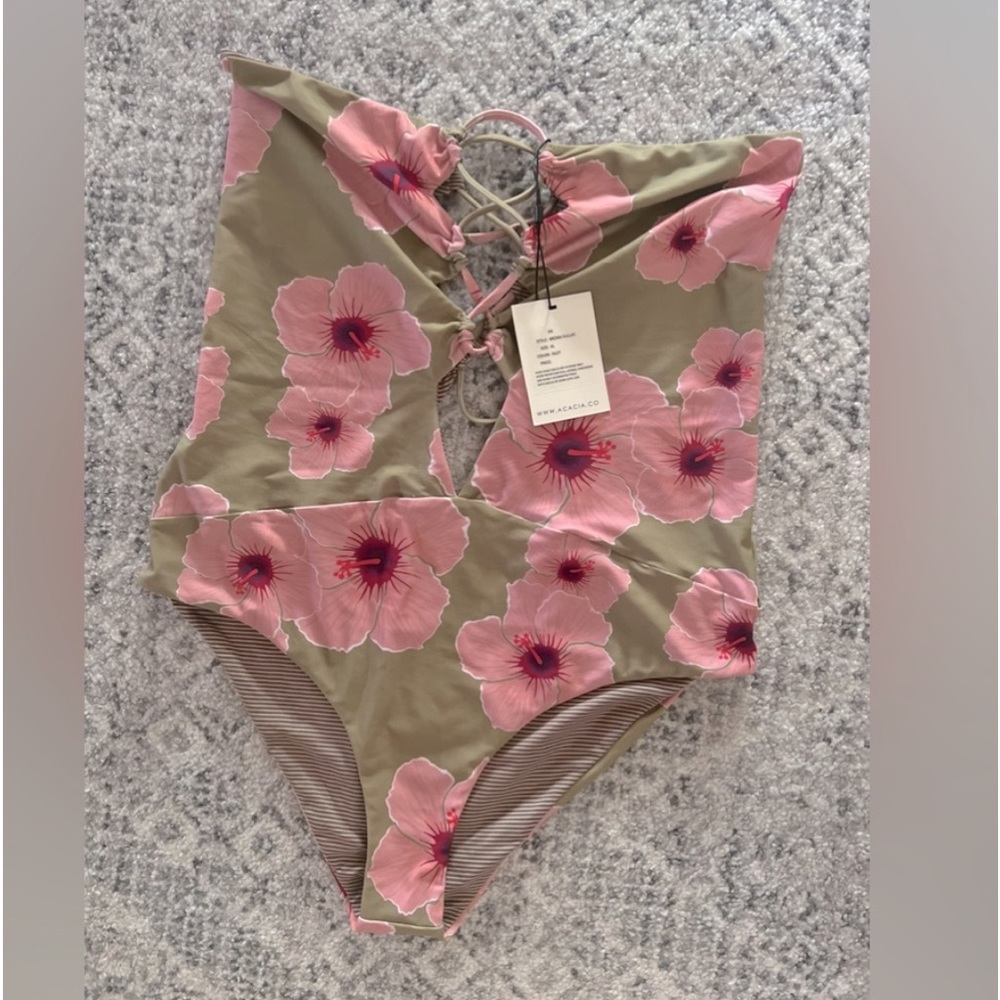 Islet Bronx- sold out, rare piece🤩acacia XL